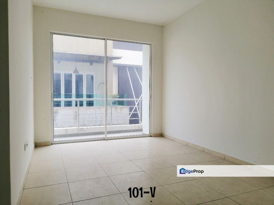 Rosa 2 Jaromas Jenjarom 2-Storey Semi-D 37x85 Basic Unit Good Condition Super Value , Selangor, Jenjarom