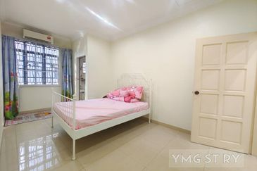 Port Klang (Pelabuhan Klang)