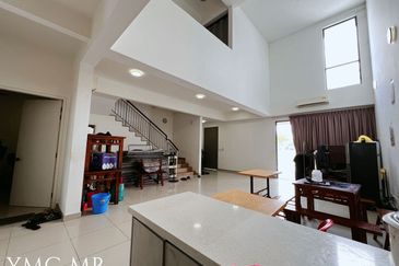 Lucent Residence @ twentyfive.7