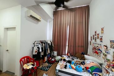 Lucent Residence @ twentyfive.7