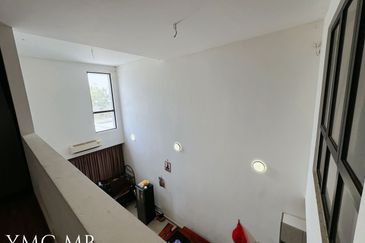 Lucent Residence @ twentyfive.7