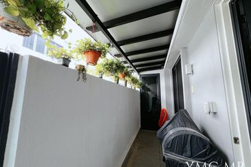 Lucent Residence @ twentyfive.7