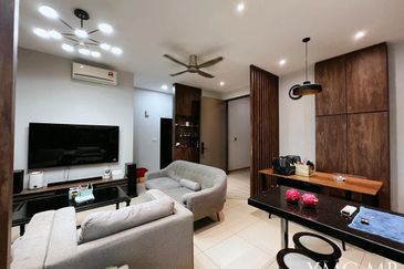 Lucent Residence @ twentyfive.7