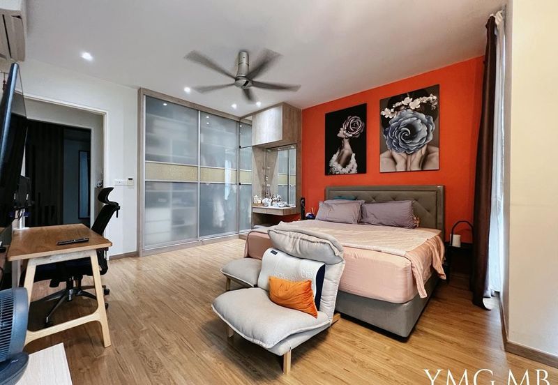 Lucent Residence @ twentyfive.7