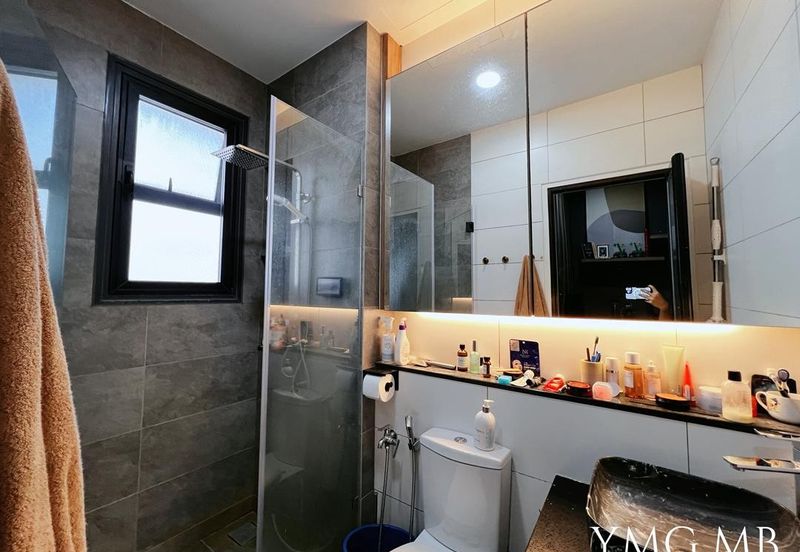 Lucent Residence @ twentyfive.7