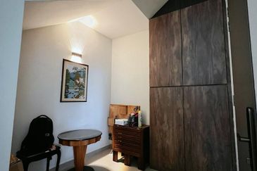 Lucent Residence @ twentyfive.7