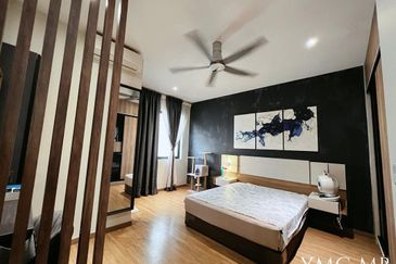 Lucent Residence @ twentyfive.7