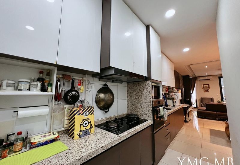 Lucent Residence @ twentyfive.7