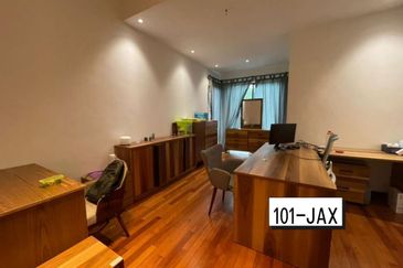 Duta Villa, Setia Alam