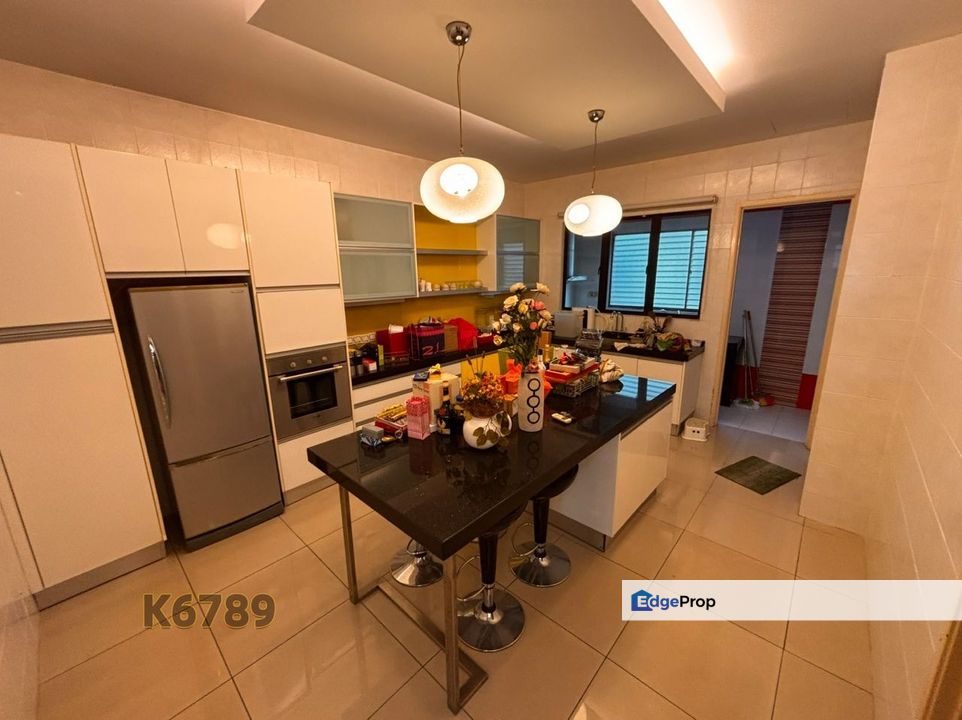 Bukit Tinggi 2 @ 2-Storey 24x75 Renovated Extended Good Condition Super Value , Selangor, Bandar Botanic/Bandar Bukit Tinggi