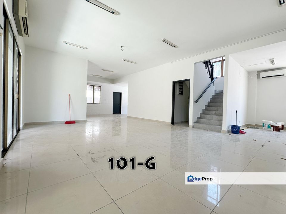Aman Perdana Klang 2-Storey Bungalow TipTop Condition Renovated Ready Move In , Selangor, Klang