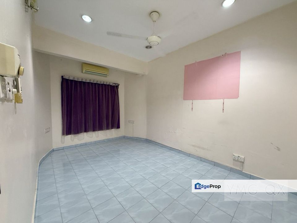 Pandamaran Jaya Klang 1-Storey 20x75 Renovated Extended Good Condition , Selangor, Port Klang