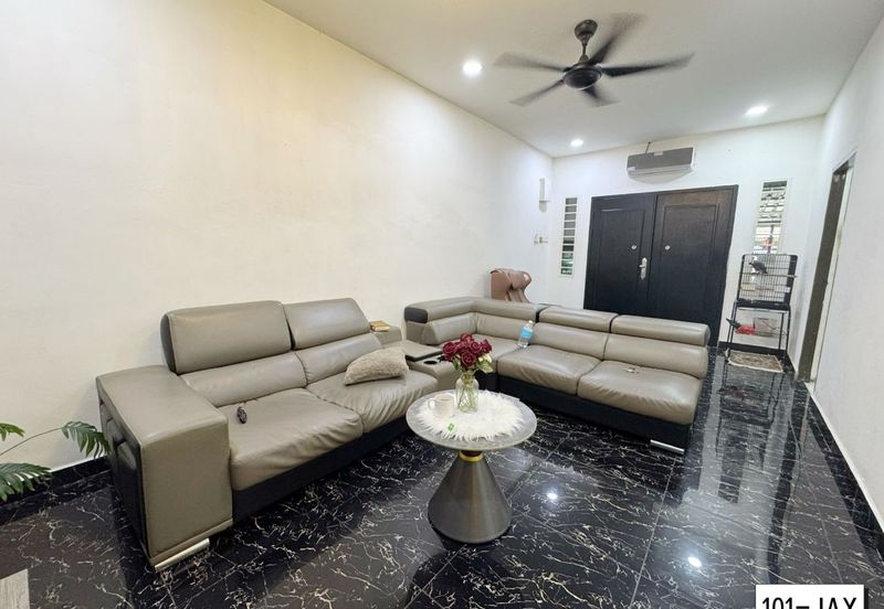 Taman Tepi Sungai ( Taman Teluk Pulai Indah )