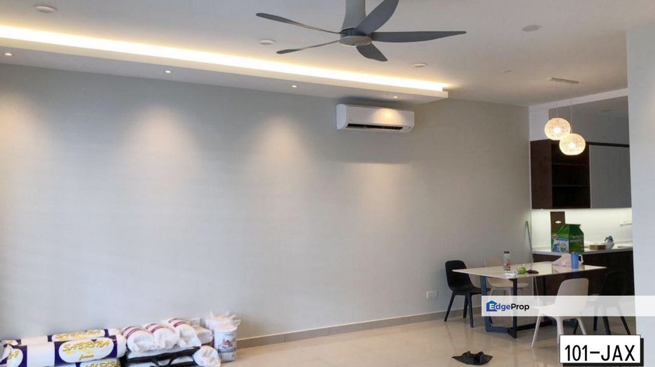 Swans Bandar Rimbayu 2-Storey 22x70 Renovated Ready Move In Good Condition, Selangor, Telok Panglima Garang