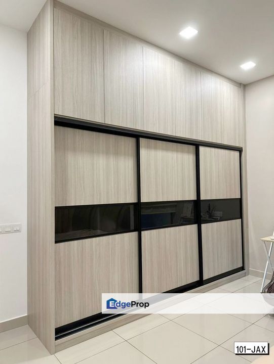 Swans Bandar Rimbayu 2-Storey 22x70 Renovated Ready Move In Good Condition, Selangor, Telok Panglima Garang