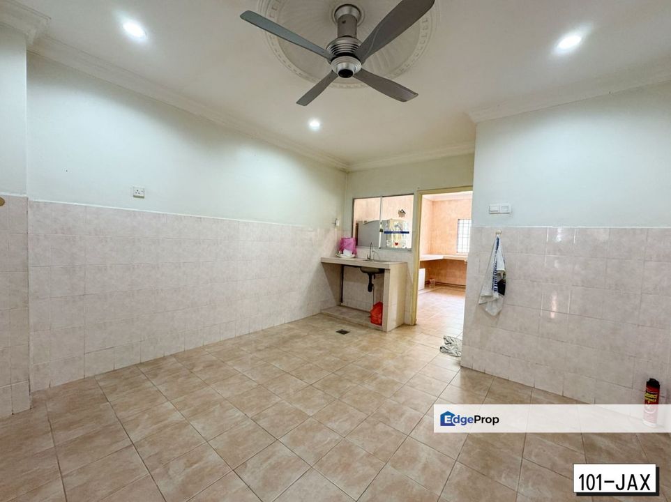 Bandar Bukit Tinggi 1 Klang 2.5-Storey 22x80 Renovated Extended Good Condition , Selangor, Bandar Botanic/Bandar Bukit Tinggi