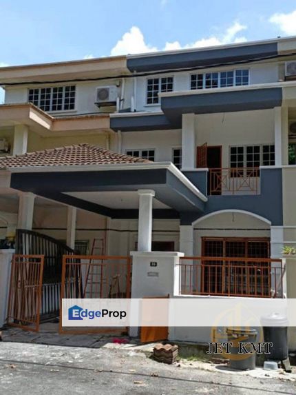 Taman Gembira Klang 2.5 Storey Extended Face No House Good Condition Super Value , Selangor, Klang
