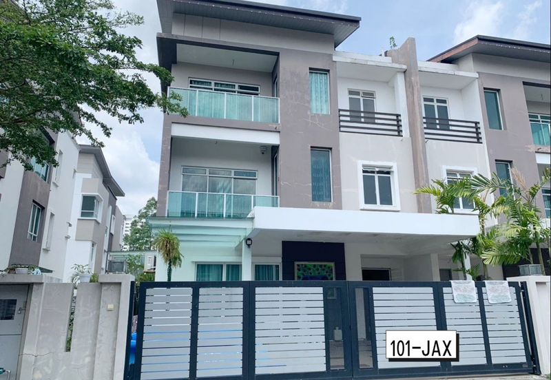 Canary Garden @Bandar Bestari