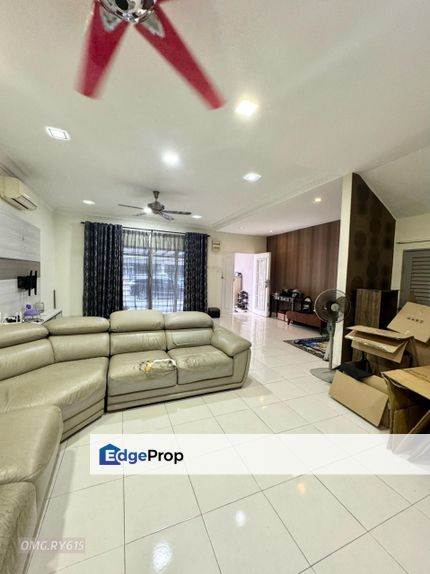 Kerongsang Bandar Puteri Klang 2-Storey Endlot Renovated Extended Good Condition Super Value , Selangor, Klang