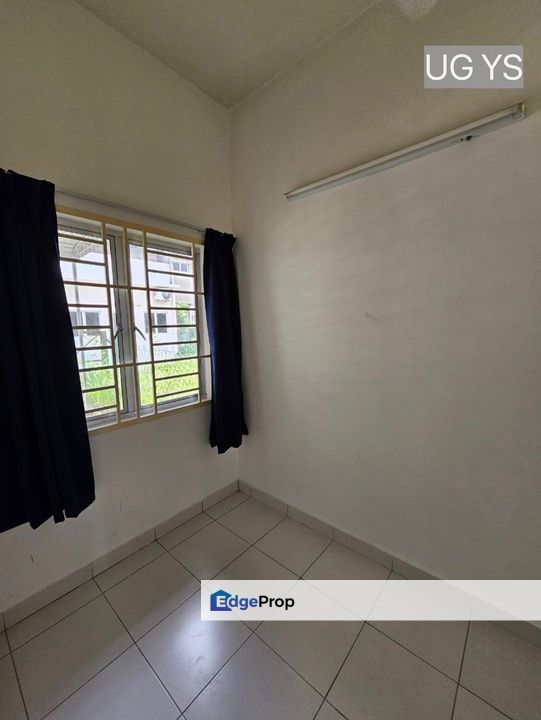 Saron Bandar Bukit Raja 2-Storey Basic Unit Good Condition Super Value Best Buy , Selangor, Klang