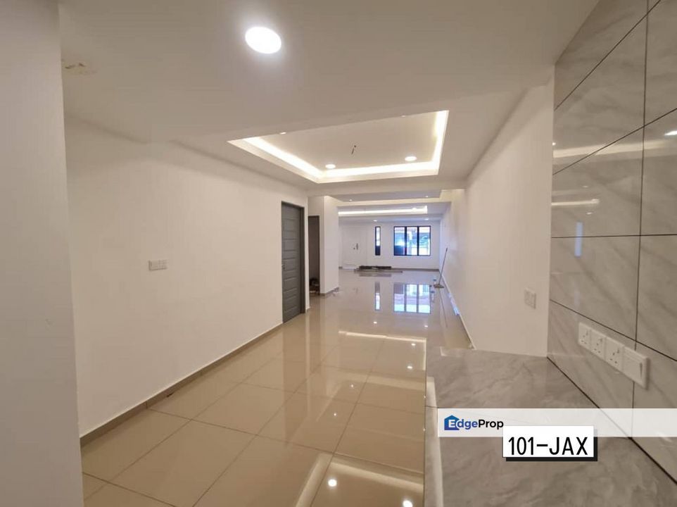 Bandar Puteri Pending Klang 2-Storey Renovated Extended TipTop Condition Super Value , Selangor, Klang