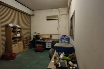 Jalan Bukit Kemuning