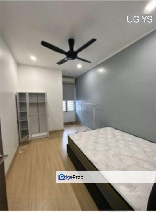 Nafiri Bandar Bukit Raja 2-Storey 20x70 Ready Move In Good Condition Super Value , Selangor, Klang