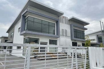 Gateway 16, Bandar Bukit Raja