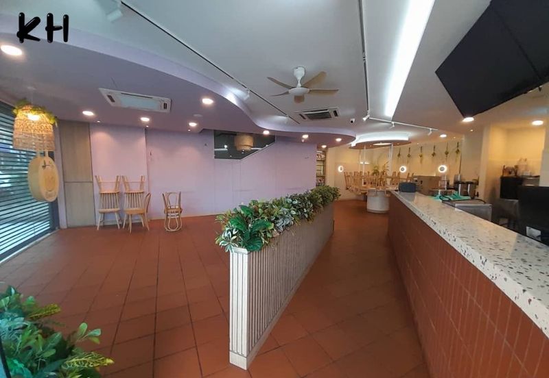 Bayu Tinggi Commercial Centre -Taipan