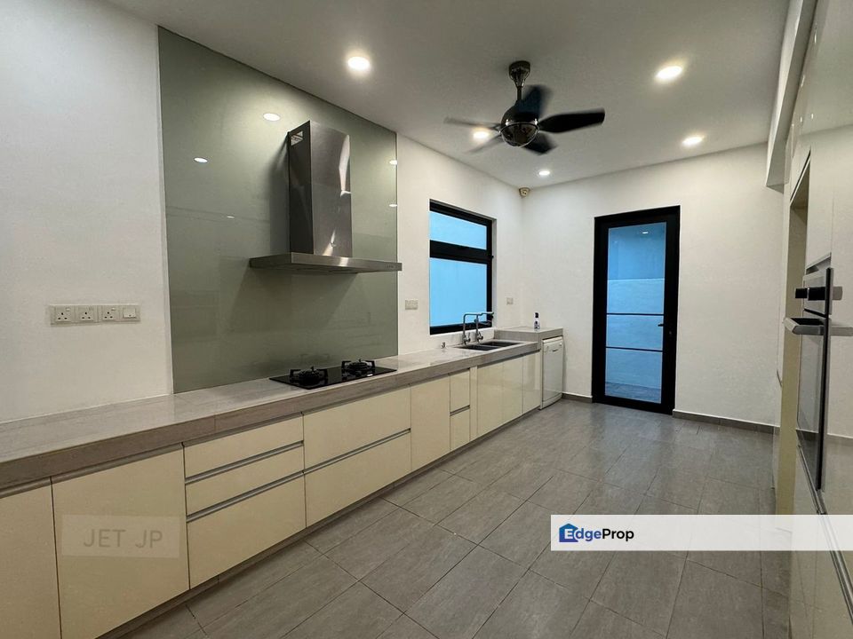 Ambang Botanic 2 @ 2-Storey Semi-D Renovated Extended Ready Move In, Selangor, Port Klang