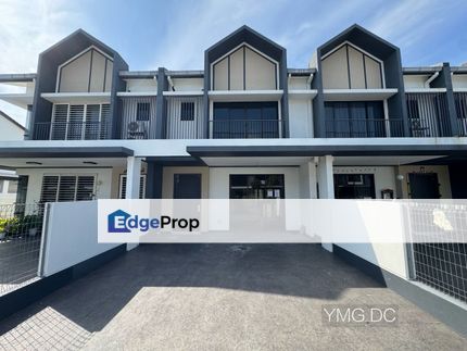 Bukit Raja Lyra Klang 2-Storey 20x75 Basic Unit Good Condition Super Value , Selangor, Klang