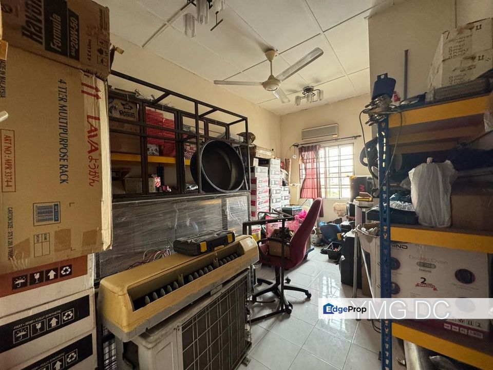 Taman Sri Andalas 2-Storey 20x80 Renovated Extended Good Condition , Selangor, Klang