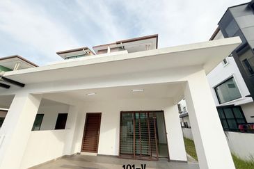 Setia Alam Setia Utama 1