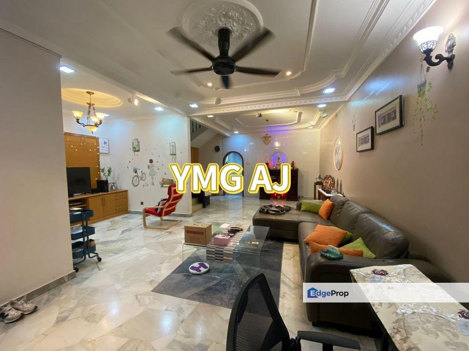 Telok Gadong Taman Gembira 2 Storey 22x80 Renovated Extended Good Condition , Selangor, Klang