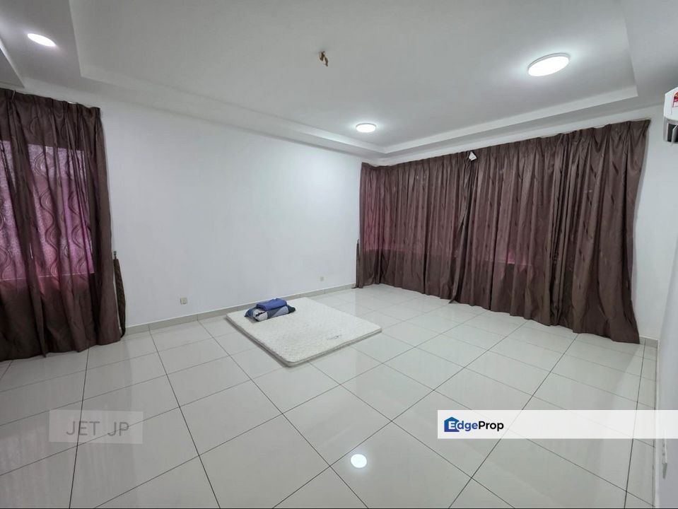 Ambang Botanic 2 @ 3 Storey Semi-D Renovated Good Condition Best Value, Selangor, Port Klang