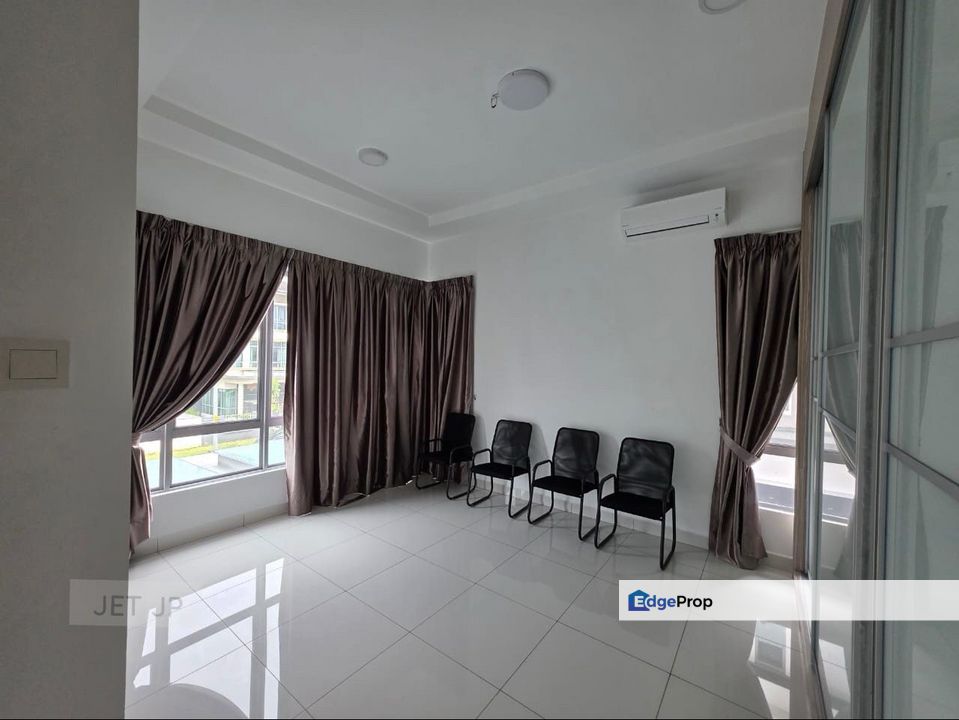 Ambang Botanic 2 @ 3 Storey Semi-D Renovated Good Condition Best Value, Selangor, Port Klang