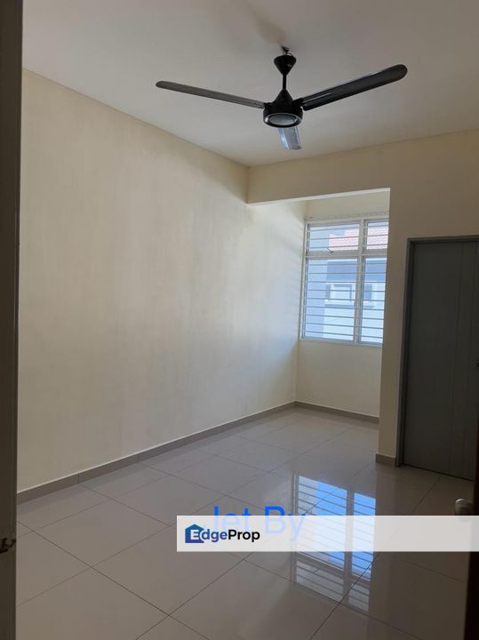 Taman Sri Andalas 2-Storey 22x77 Basic Unit Good Condition , Selangor, Klang
