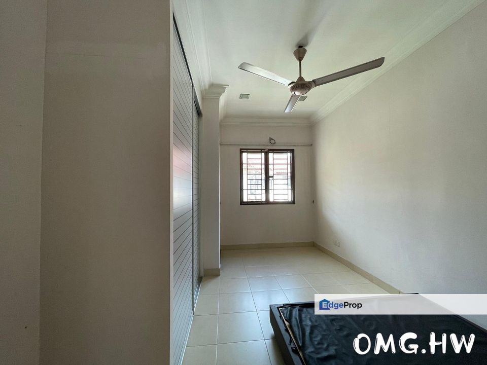 Bandar Puteri Klang 2-Storey 20x75 Renovated Good Condition Super Value , Selangor, Klang