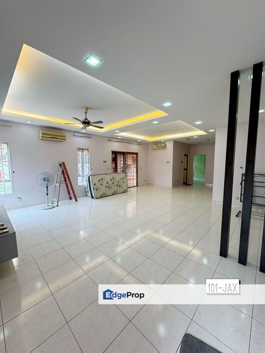 Aman Perdana Klang 2-Storey Semi-D Renovated Good Condition , Selangor, Klang