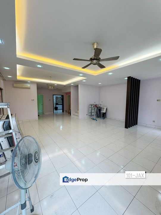 Aman Perdana Klang 2-Storey Semi-D Renovated Good Condition , Selangor, Klang