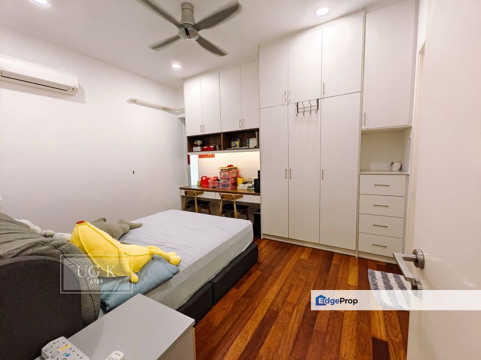 D’Laman Greenville 2-Storey Semi-D Renovated Extended TipTop Condition Ready Move In, Selangor, Klang