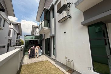 Periwinkle @ Bandar Rimbayu