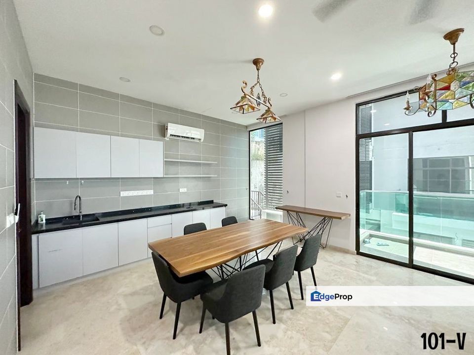 Kingsley Hills Putra Heights 4-Storey Semi-D Renovated Extended , Selangor, Subang Jaya