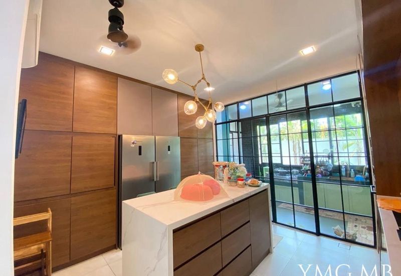 Lucent Residence @ twentyfive.7