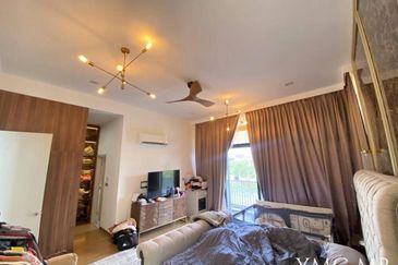 Lucent Residence @ twentyfive.7