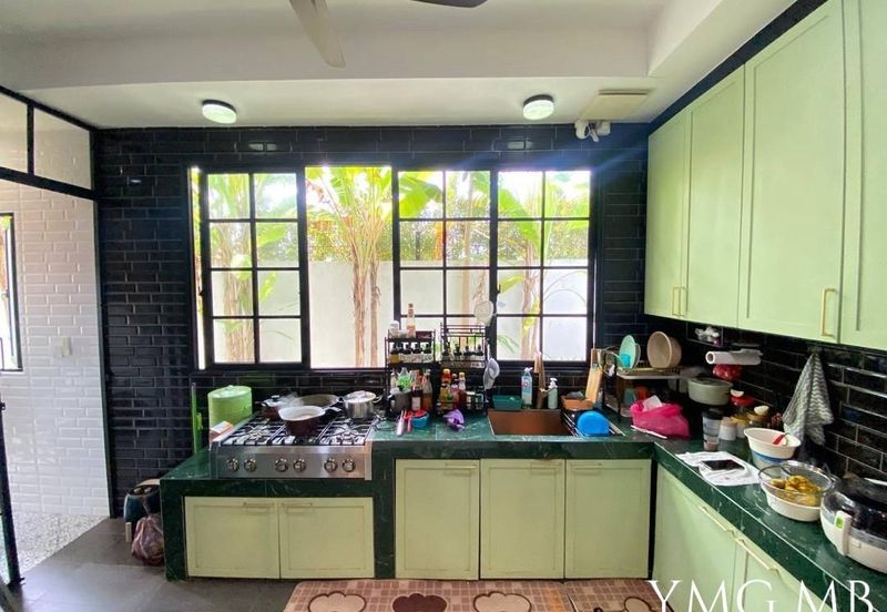 Lucent Residence @ twentyfive.7