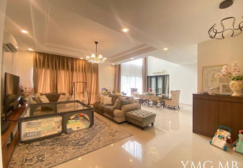 Lucent Residence @ twentyfive.7