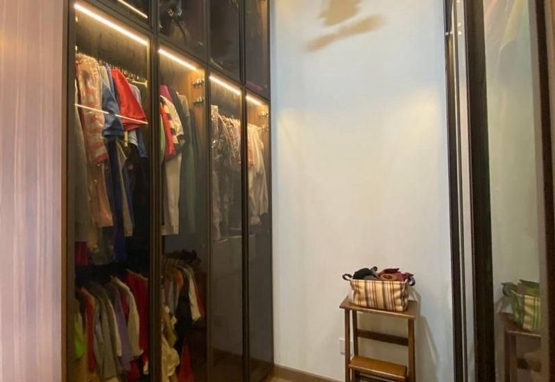 Lucent Residence @ twentyfive.7