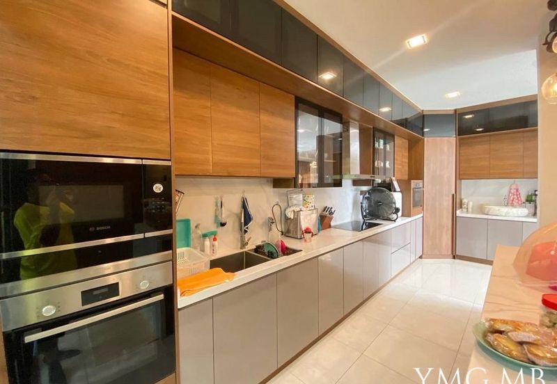 Lucent Residence @ twentyfive.7