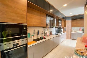 Lucent Residence @ twentyfive.7